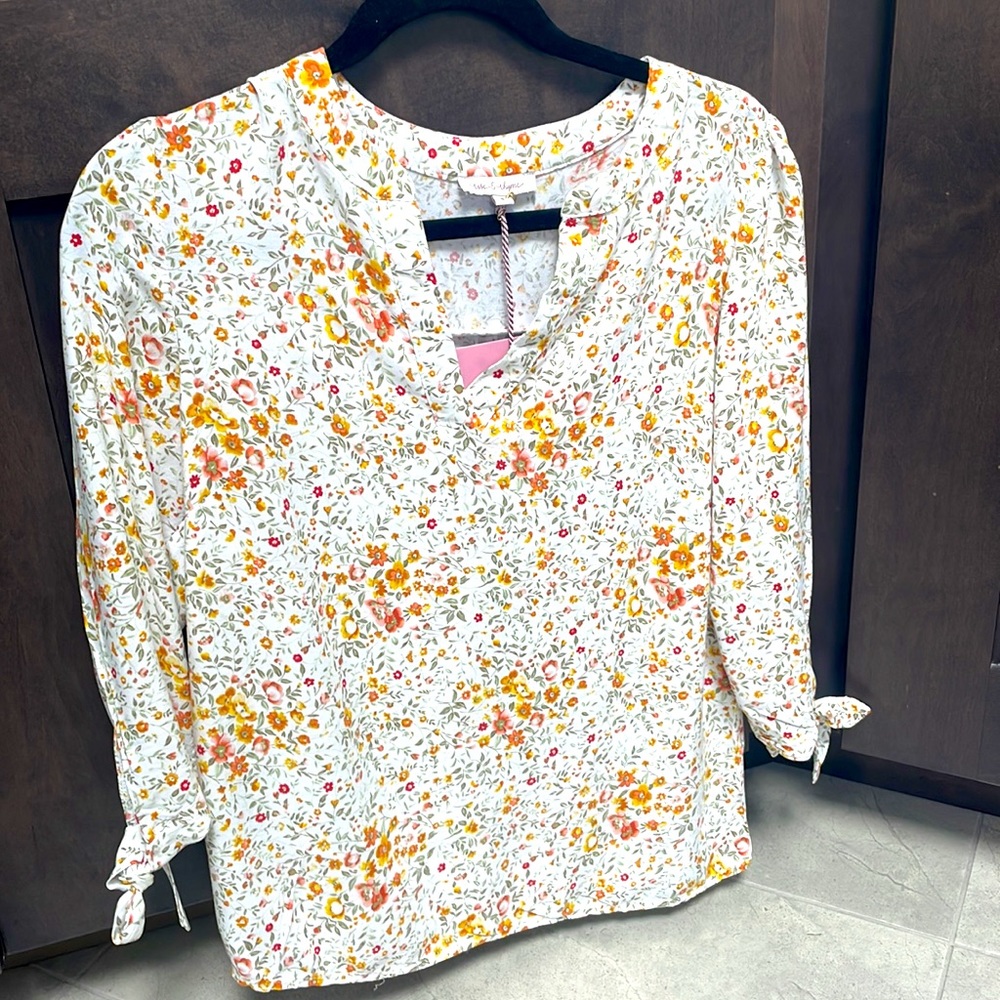 Rose & Rhyme dainty Floral V neck rayon blouse